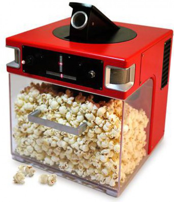 http://www.semageek.com/wp-content/uploads/2012/09/popinator-la-machine-qui-vous-lance-du-popcorn-a-la-demande-02-e1347961101355.jpg